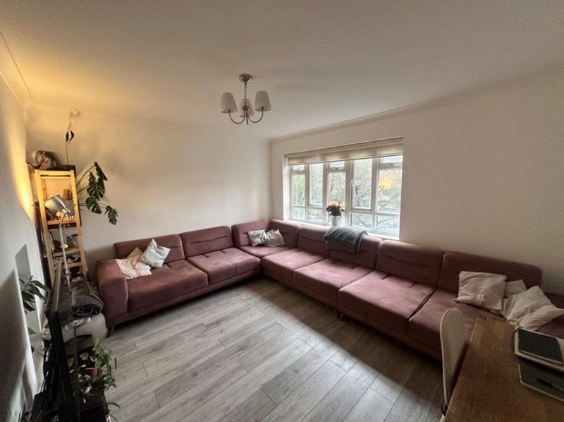 Room Jackman Street in Greater London