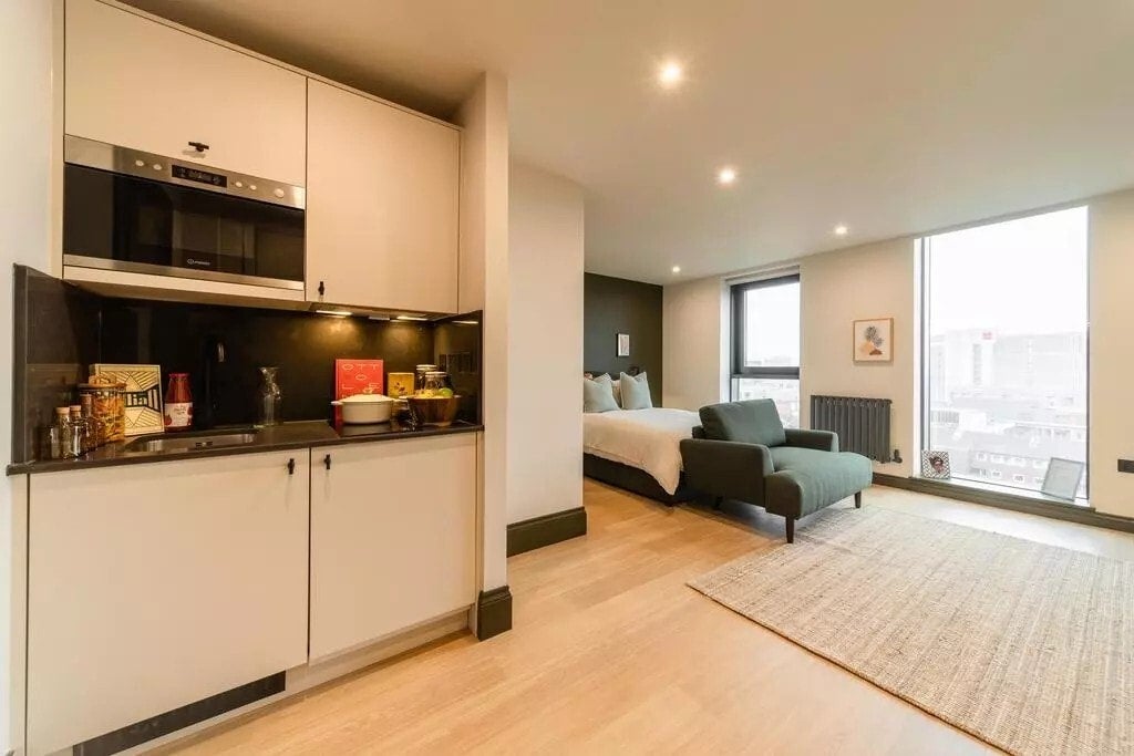 Flat Westfield Terrace in Sheffield