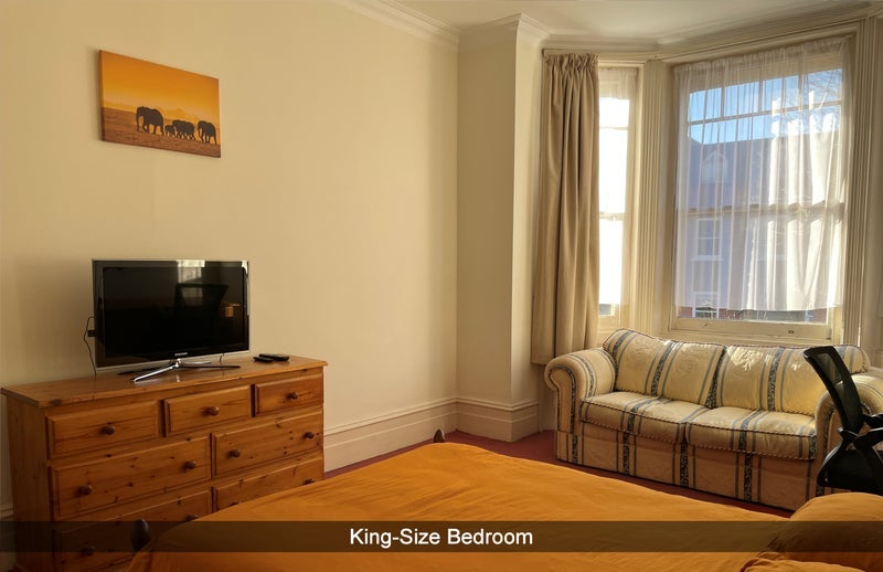 Room Fairhazel Gardens in Greater London