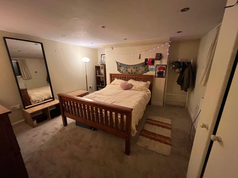 Room Talford Grove in Manchester