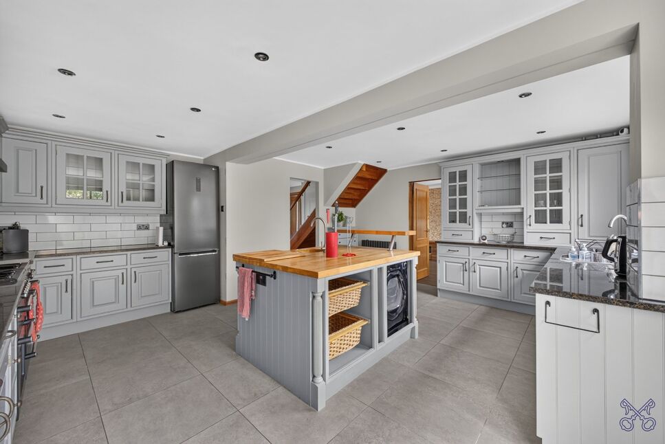 House St Marks Close in Wychavon