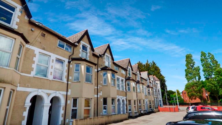 Flat Ely Road in Cardiff