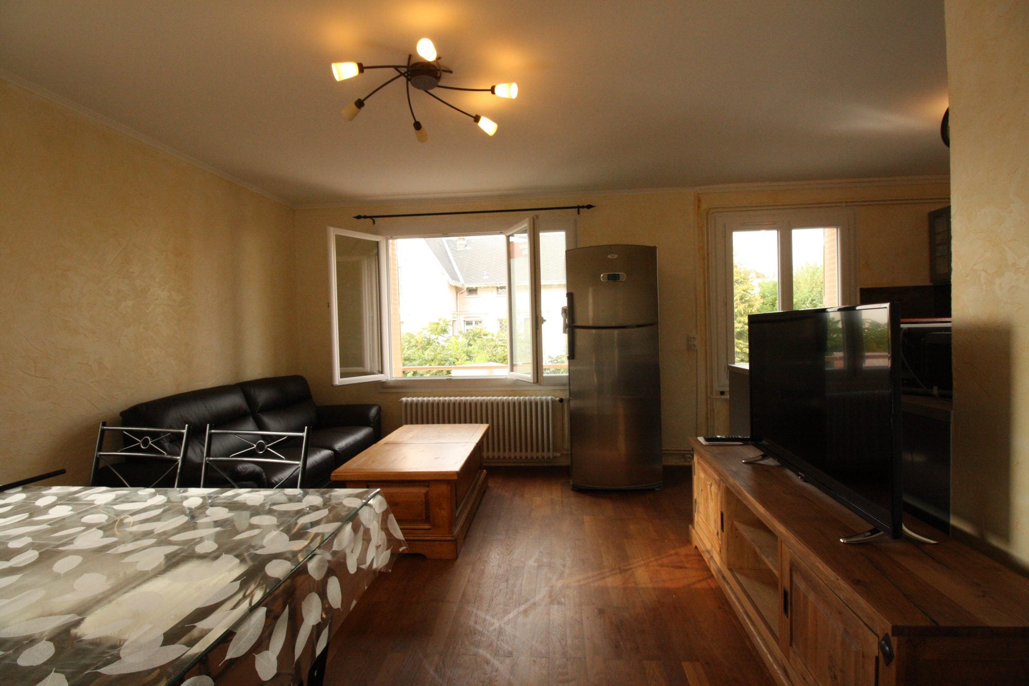 Flat Rue Armand in Villeurbanne