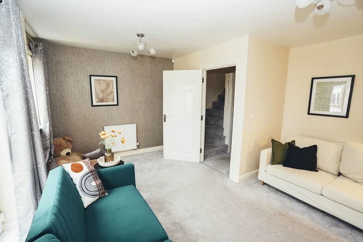 House Templeton Close in Derby