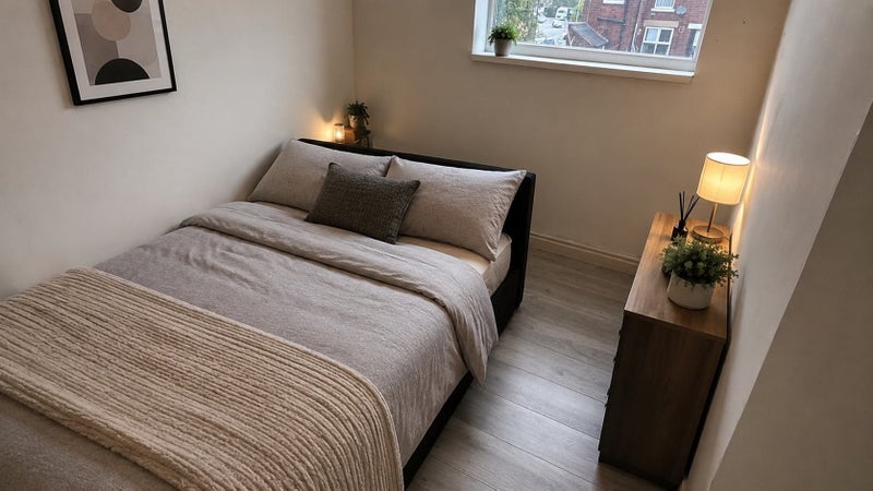 Room Siemens Close in Sheffield
