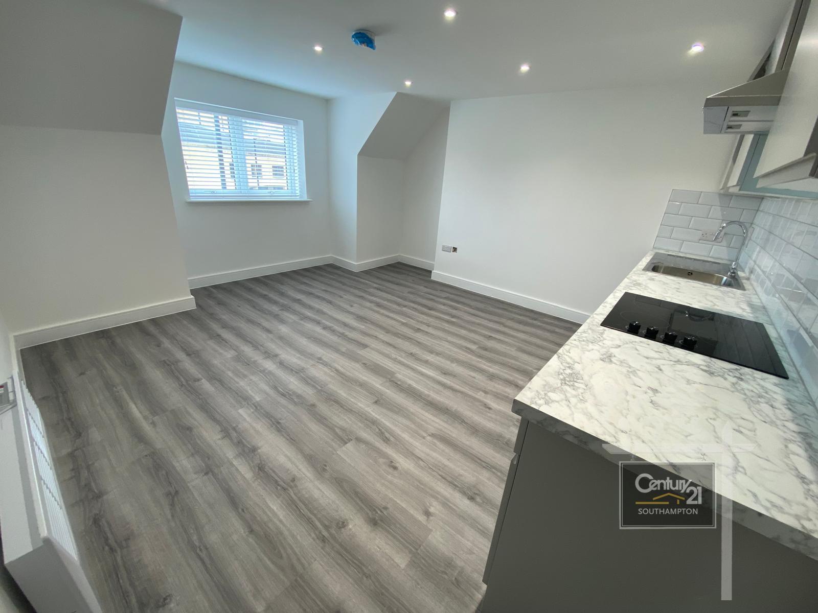 Flat Ordnance Road in Southampton