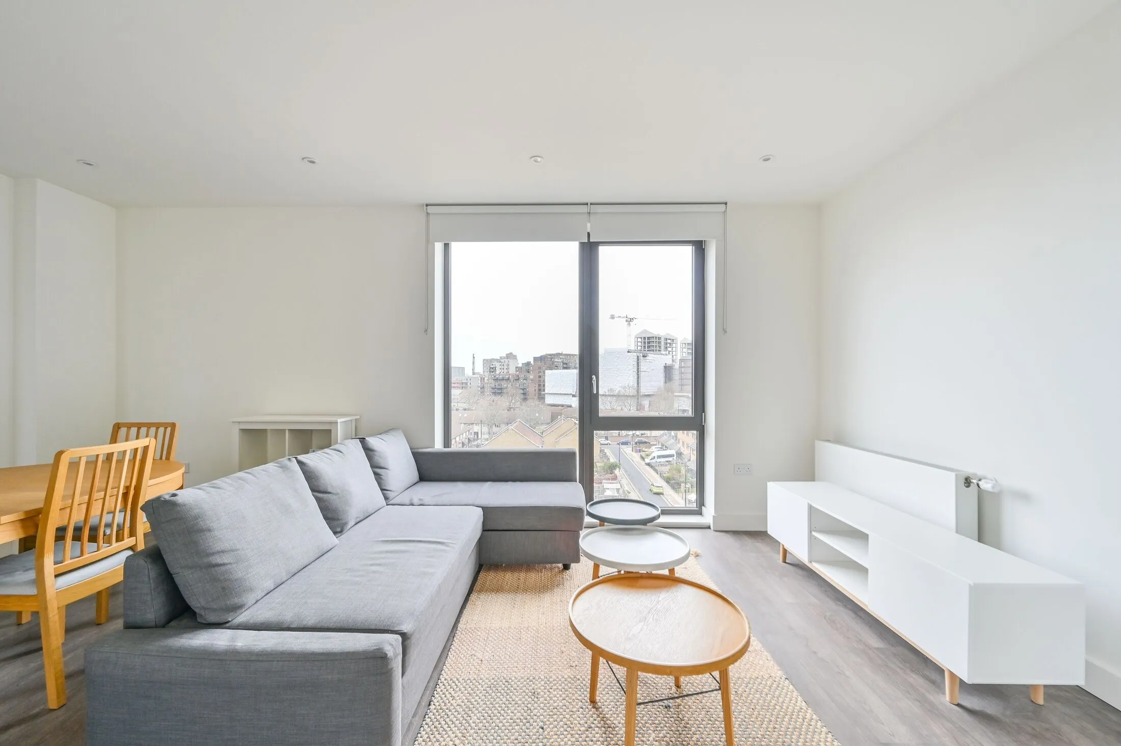 Flat Blair Street in Greater London