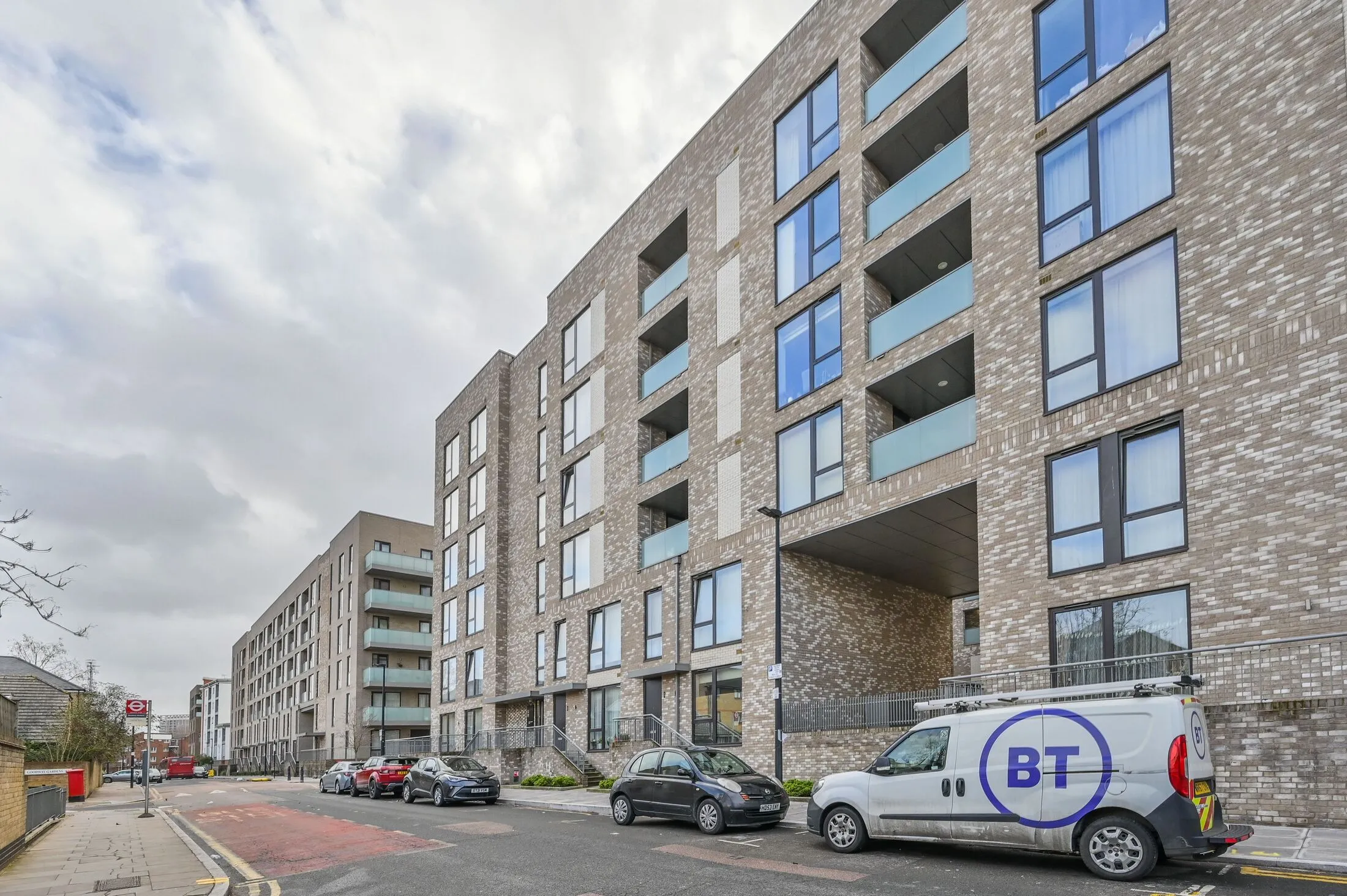 Flat Blair Street in Greater London