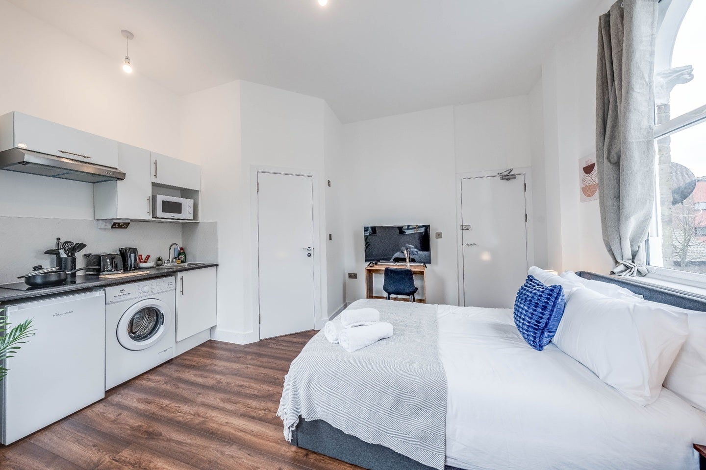 Flat Denmark Hill in Greater London