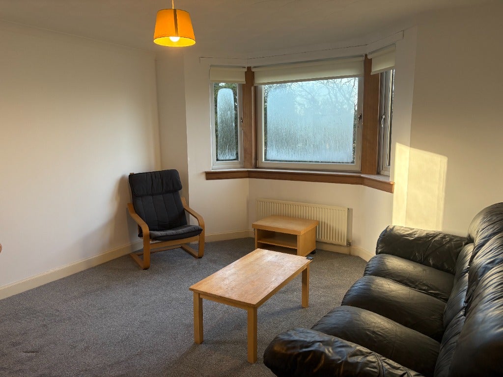 Flat Craigend Park in City of Edinburgh