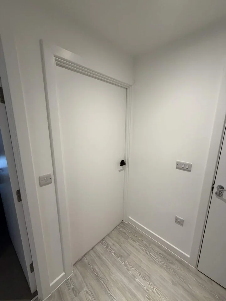 Room Field Lane in Greater London