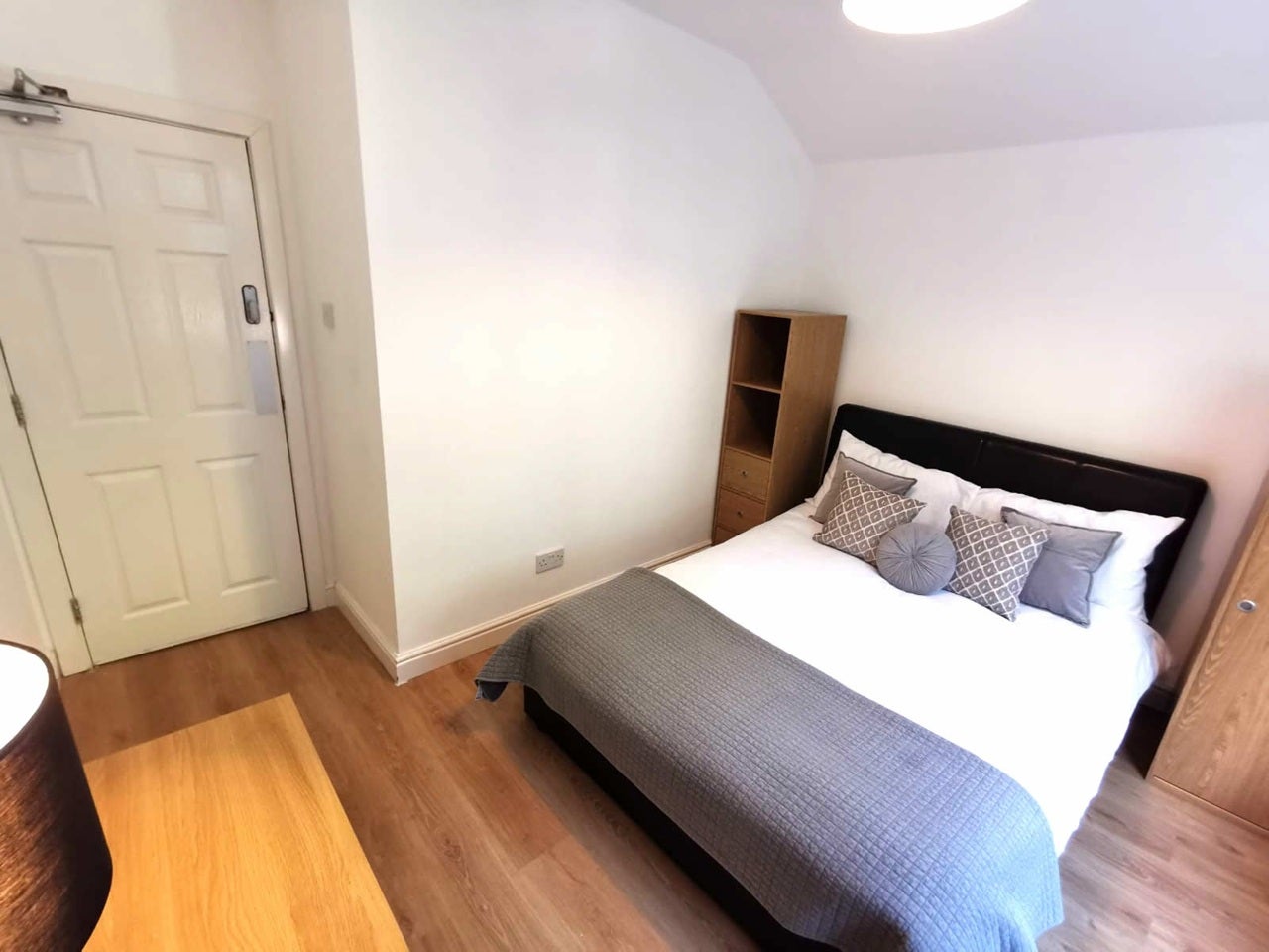 Room Gillott Road in Birmingham