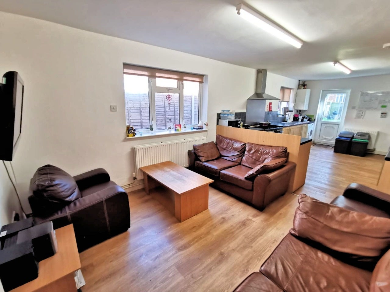 Room Gillott Road in Birmingham
