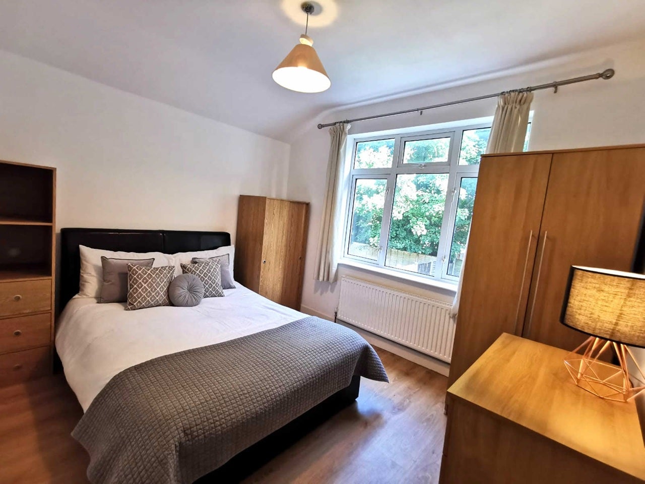 Room Gillott Road in Birmingham