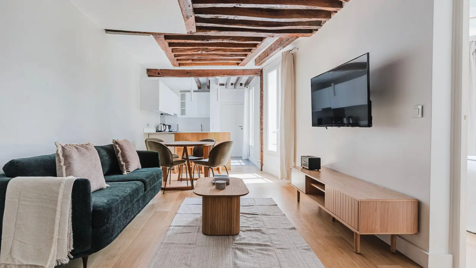 Flat Rue d'Aboukir in Paris