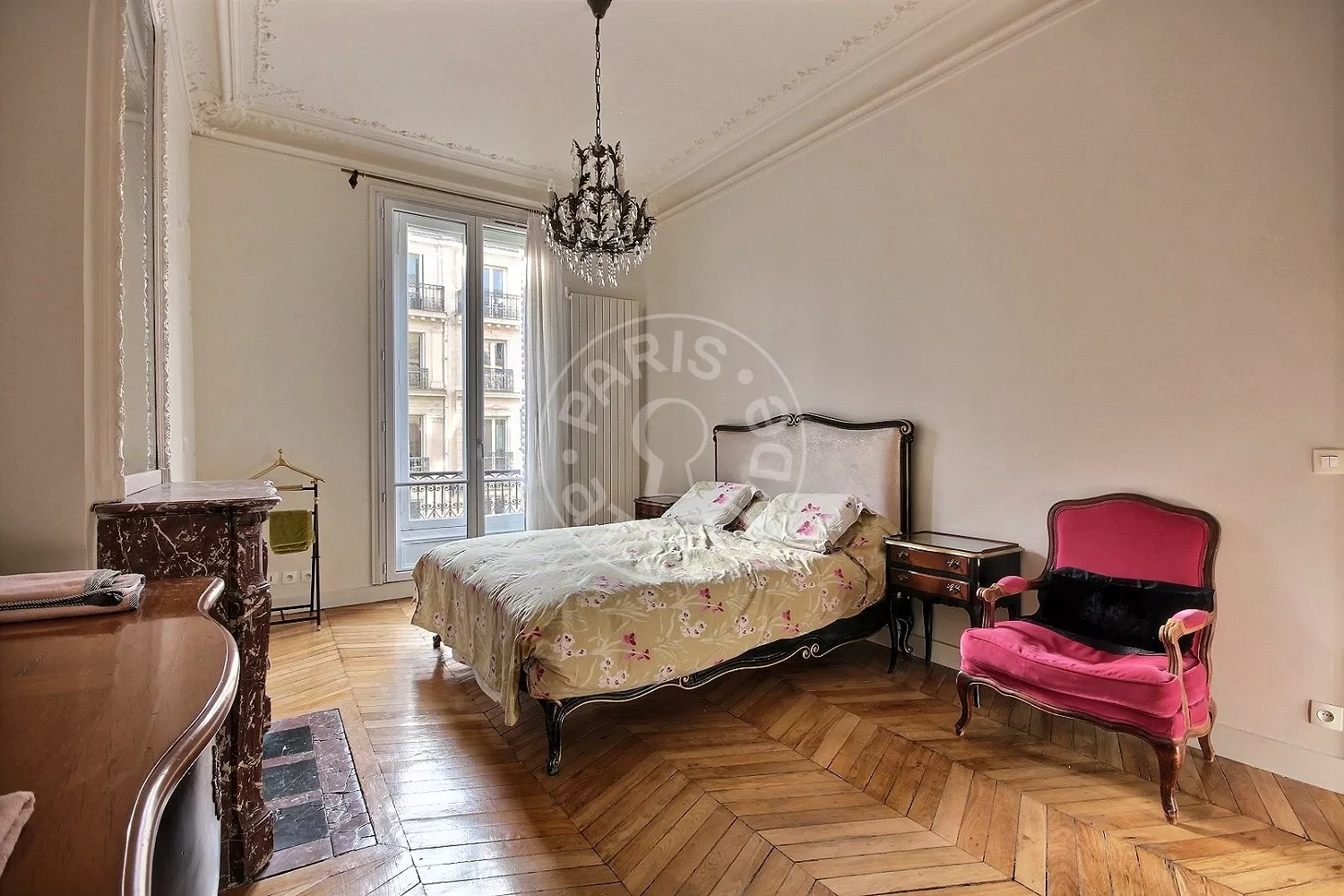 Flat Rue La Fayette in Paris