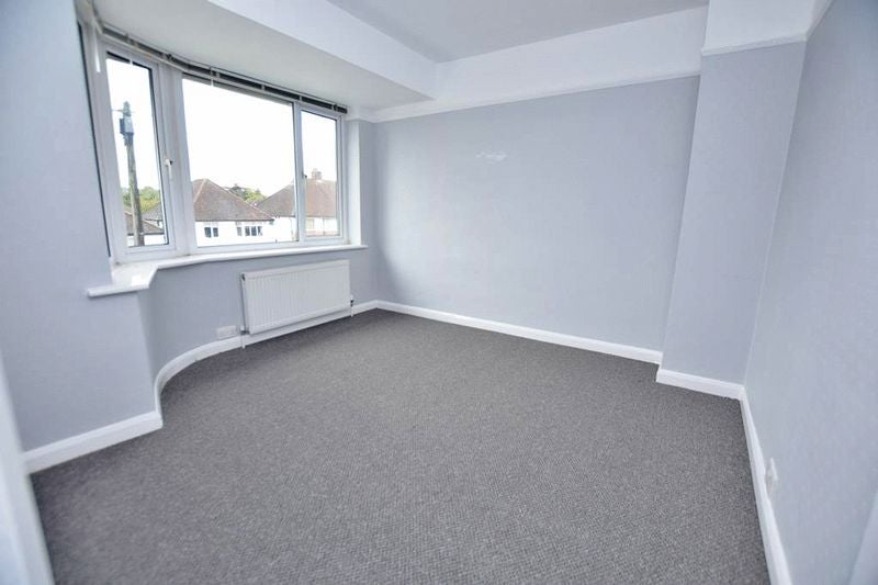 Flat Wordsworth Road in Maidstone