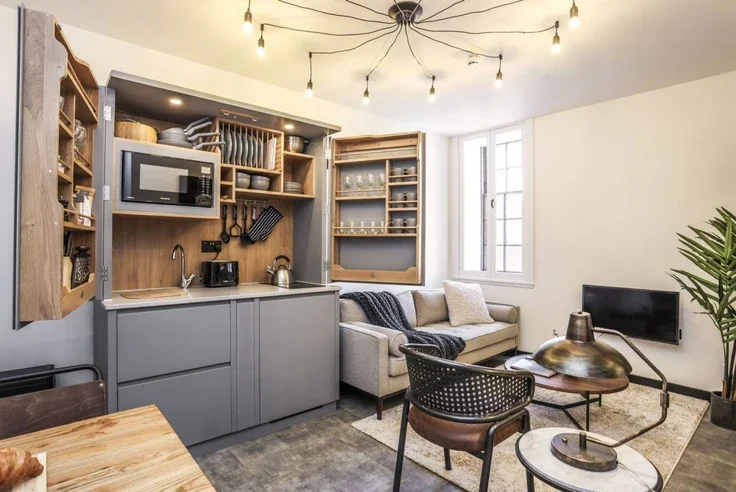 Flat Canongate in City of Edinburgh