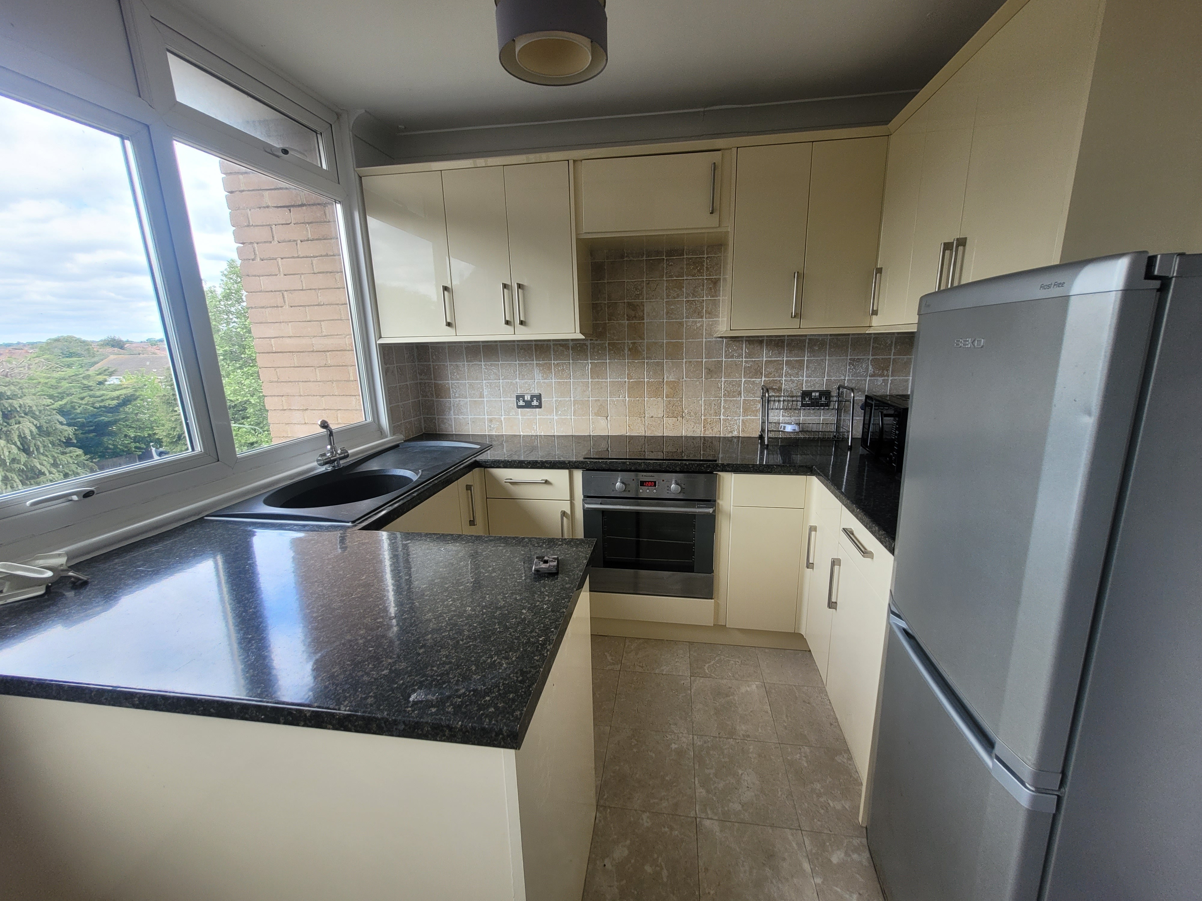 Flat Briar Way in Slough