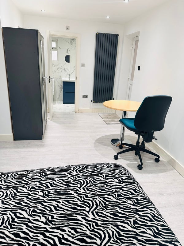 Room Wyndham Crescent in Burnham