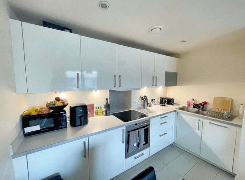 Room Trinity Way in Salford