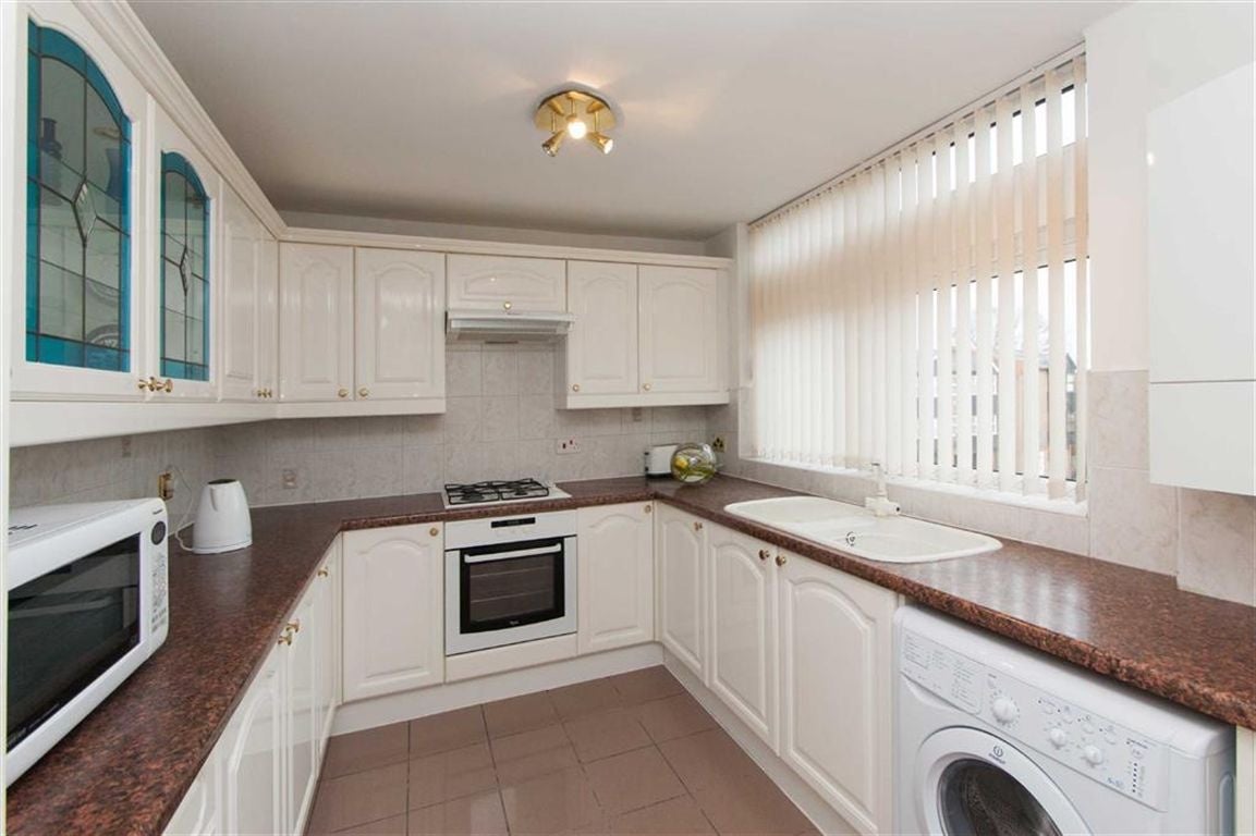 Flat Bloomsbury Close in Greater London