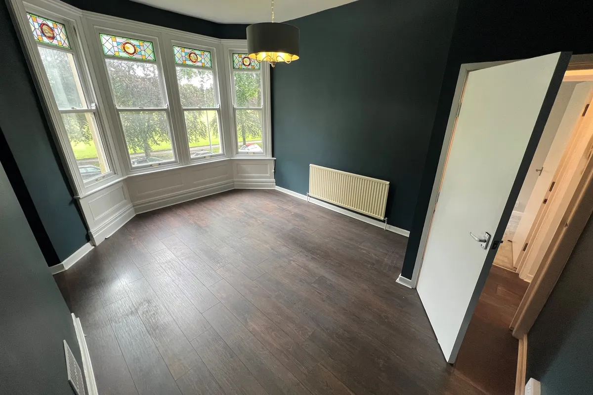 Flat Ninian Road in Cardiff