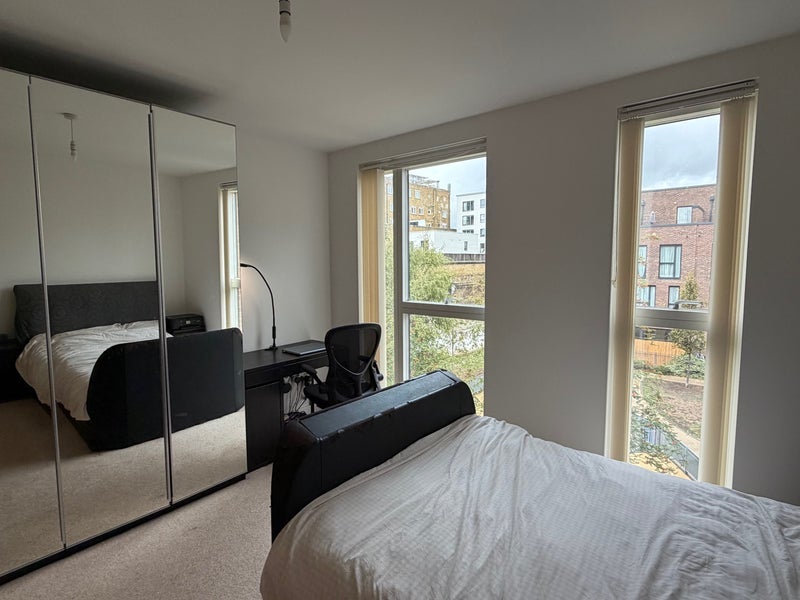 Room Whiston Road in Greater London
