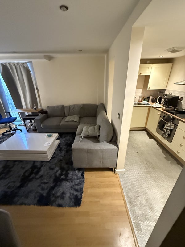Room Rea Place in Birmingham