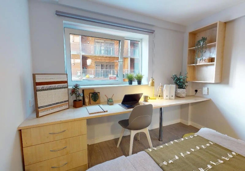 Room Eldon Street in Sheffield
