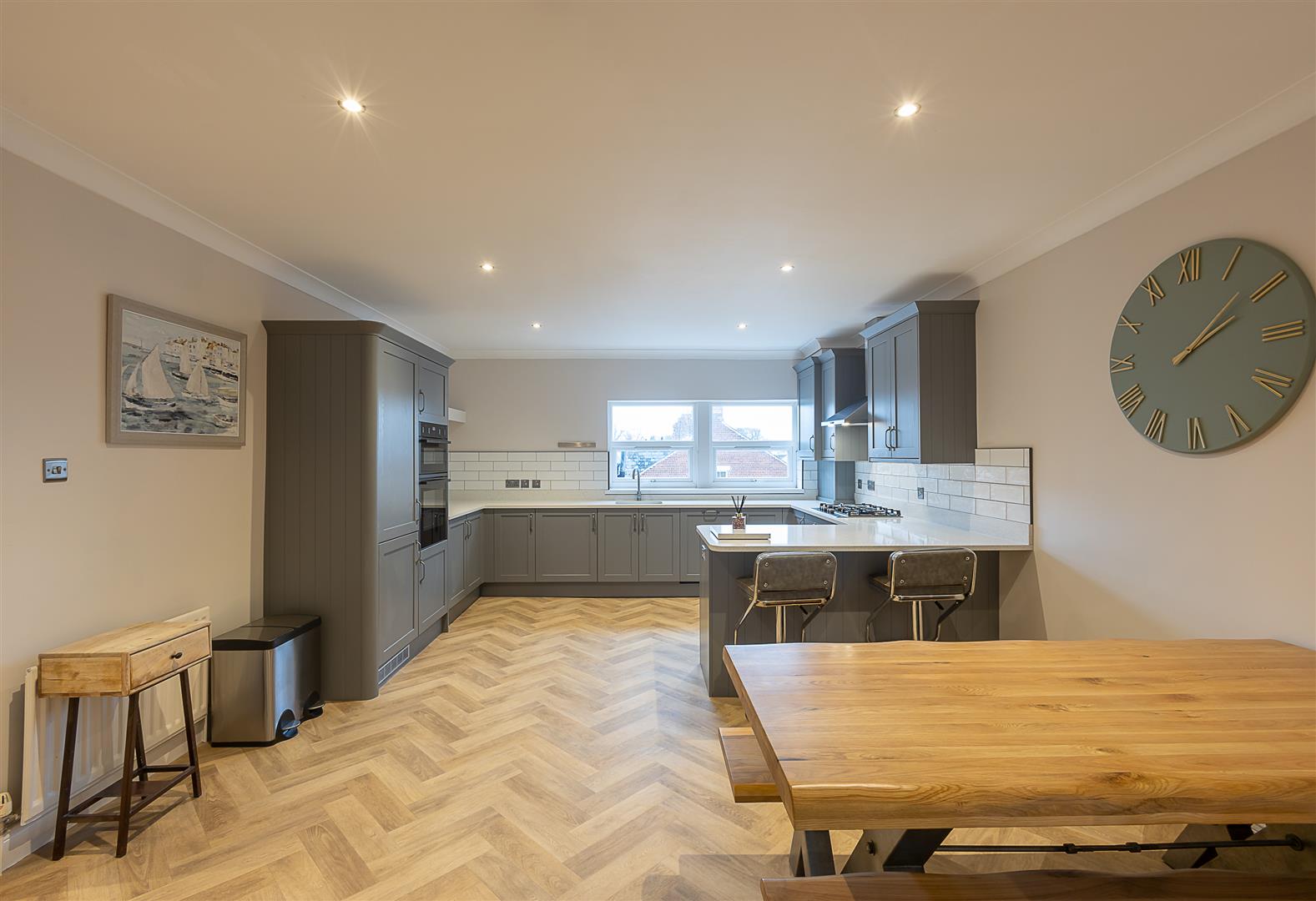 Flat Osborne Road in Newcastle upon Tyne