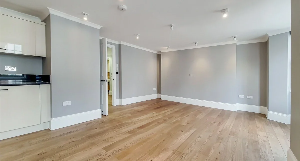 Flat Huntley Street in Greater London
