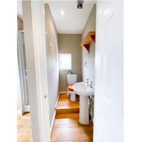 Flat Elsham Road in Greater London