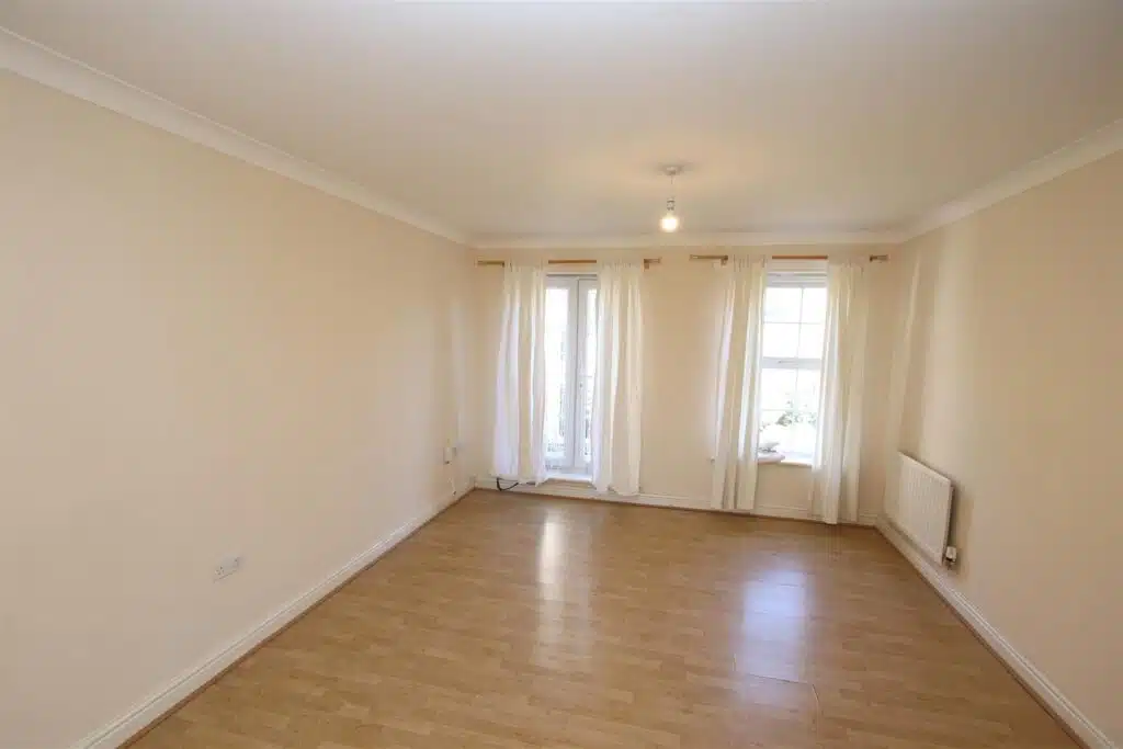 Flat Duncannon Place in Dartford