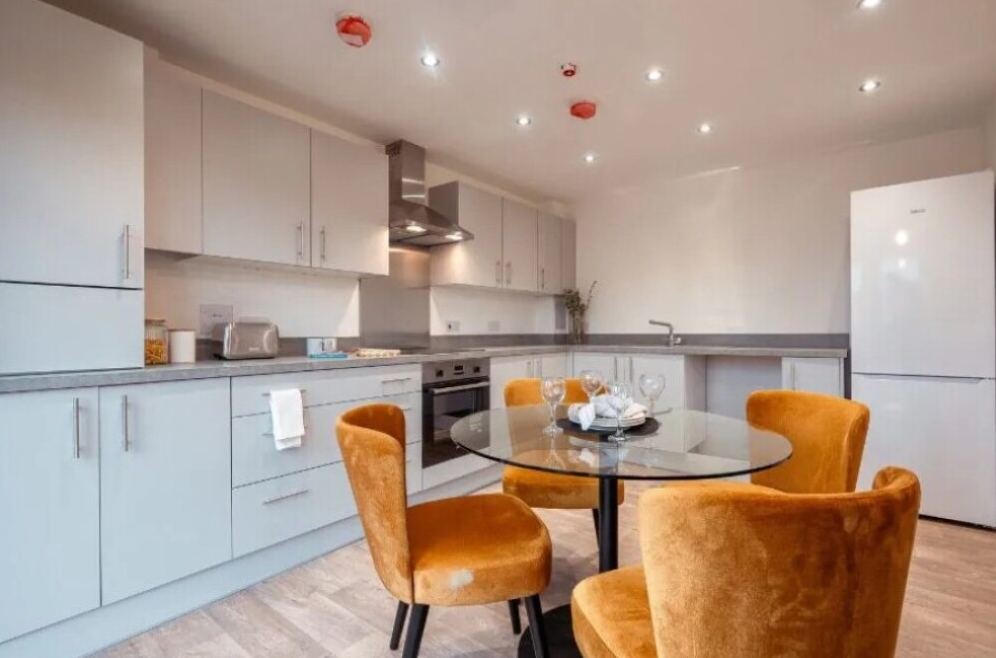 Flat Watanabe Cruik in City of Edinburgh