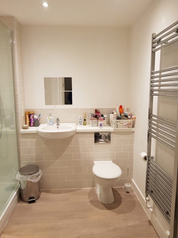Room Ottley Drive in Greater London