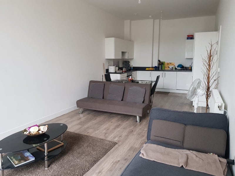 Room Ottley Drive in Greater London