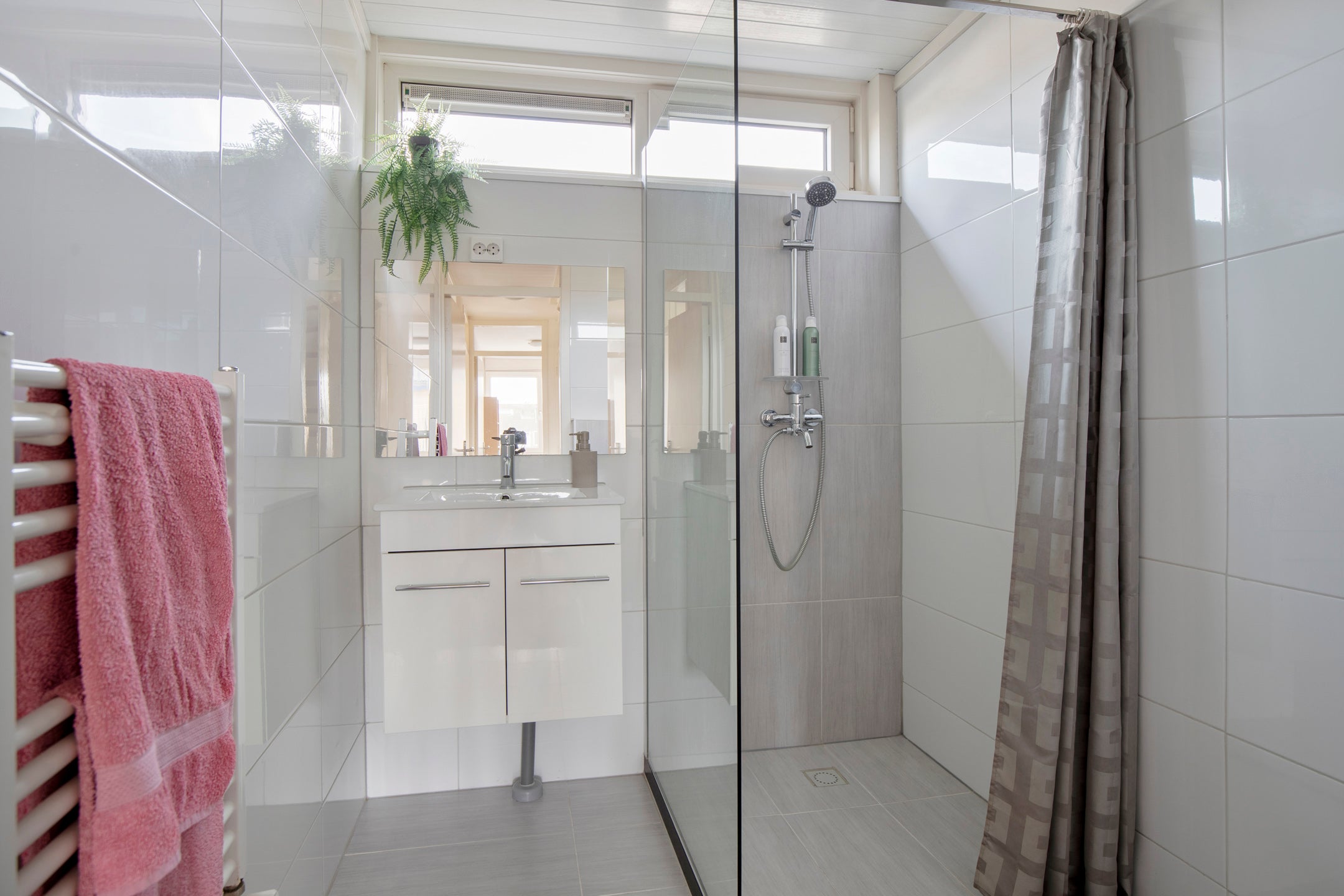 Tussenwoning te koop: Da Costastraat 111, Lekkerkerk
