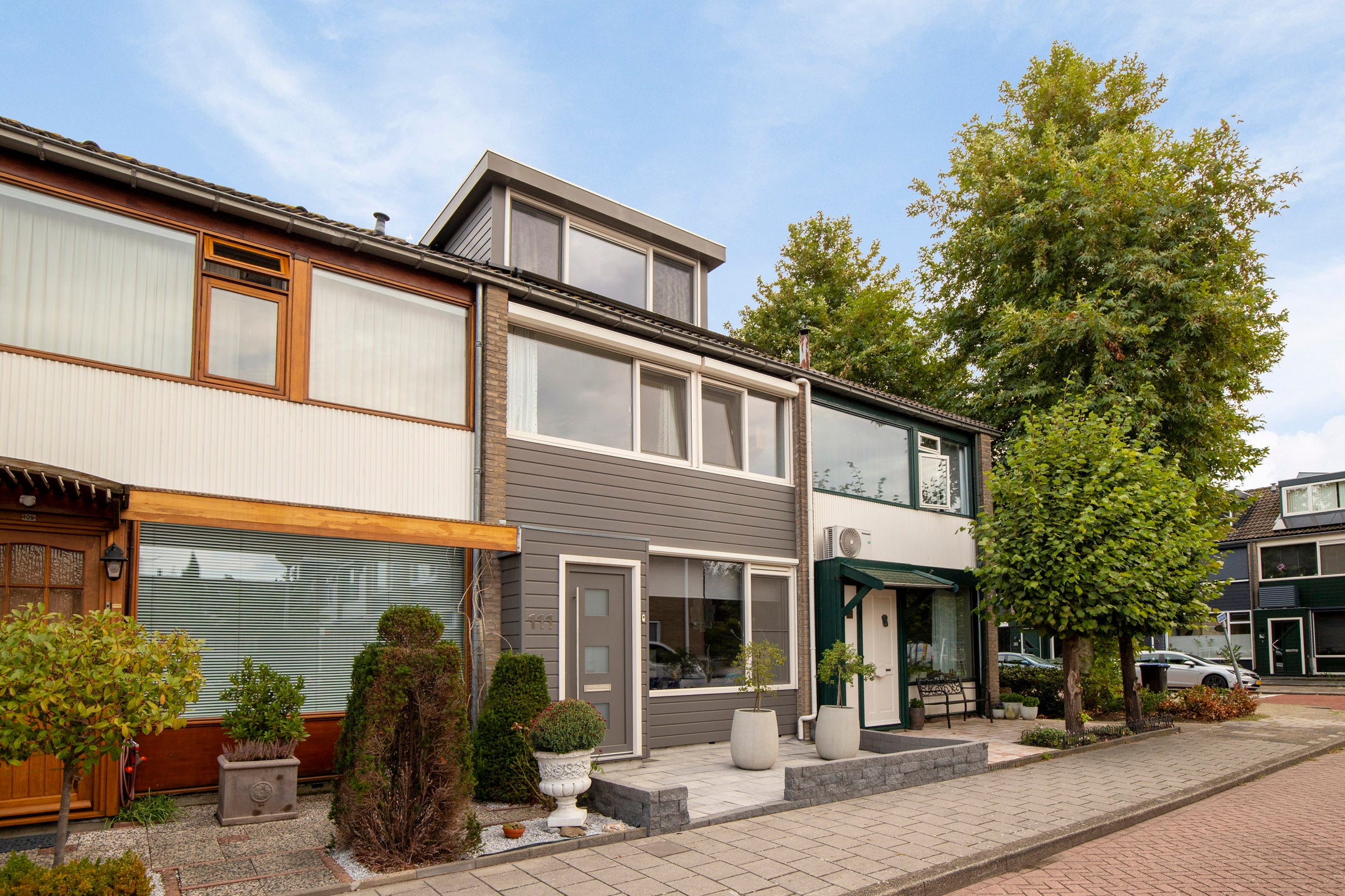 Tussenwoning te koop: Da Costastraat 111, Lekkerkerk