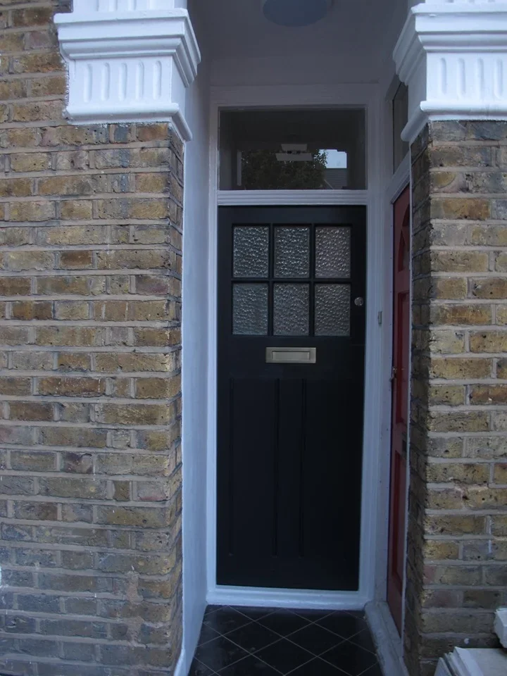 Flat Newport Road in Greater London