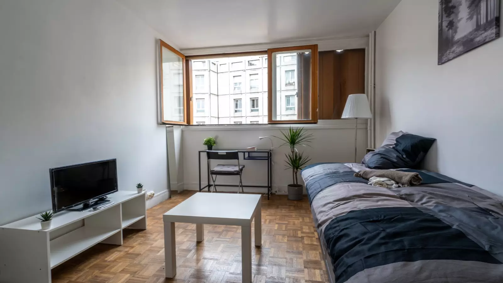 Flat Rue des Envierges in Paris