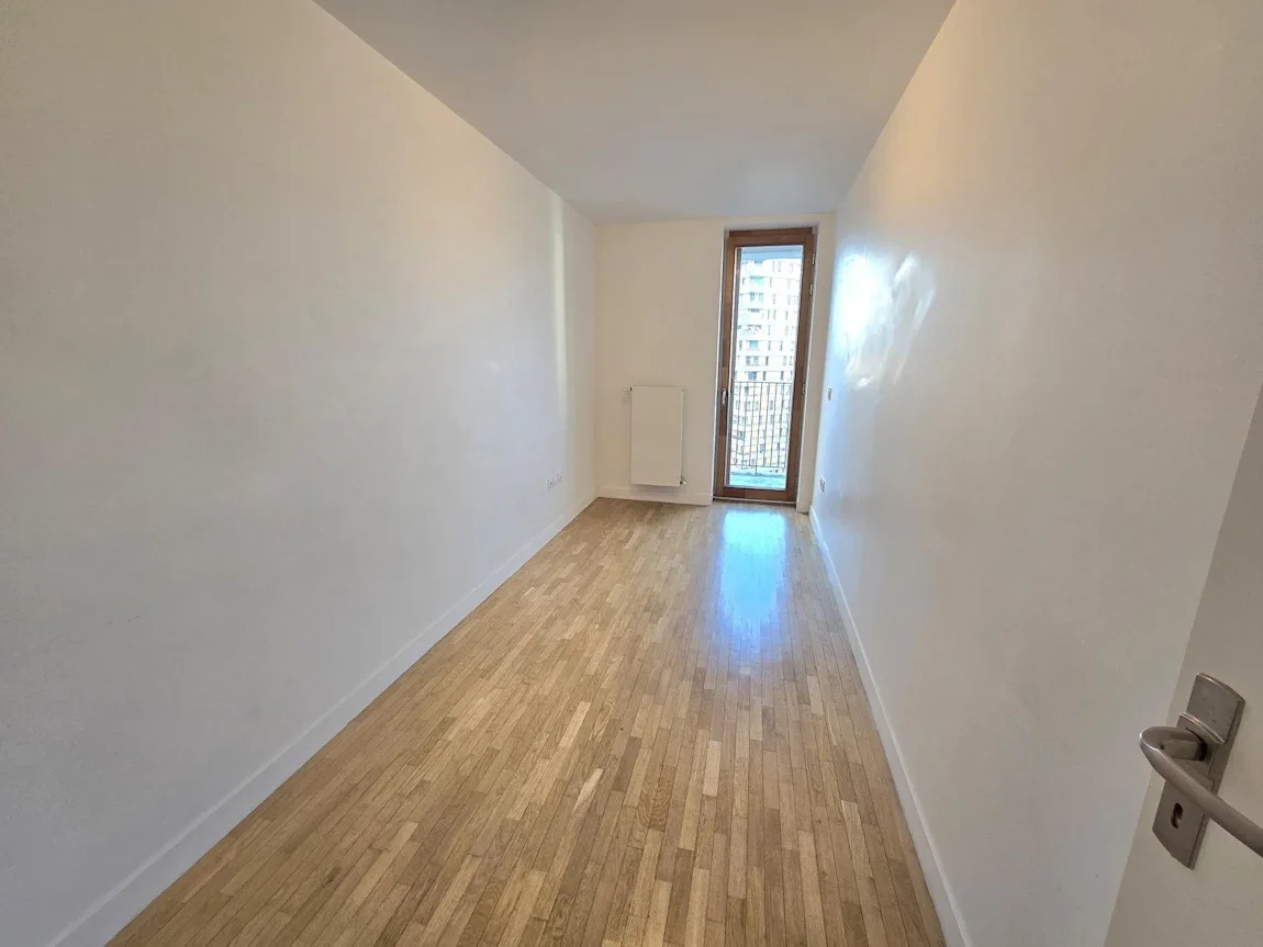 Appartement Rue de la Chapelle à Paris