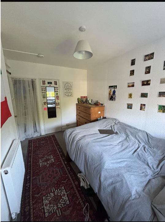 Room Lorrimore Road in Greater London