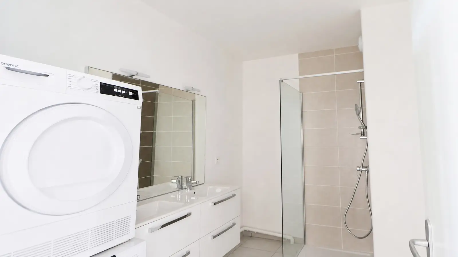 Room Boulevard Laurent Bonnevay in Villeurbanne