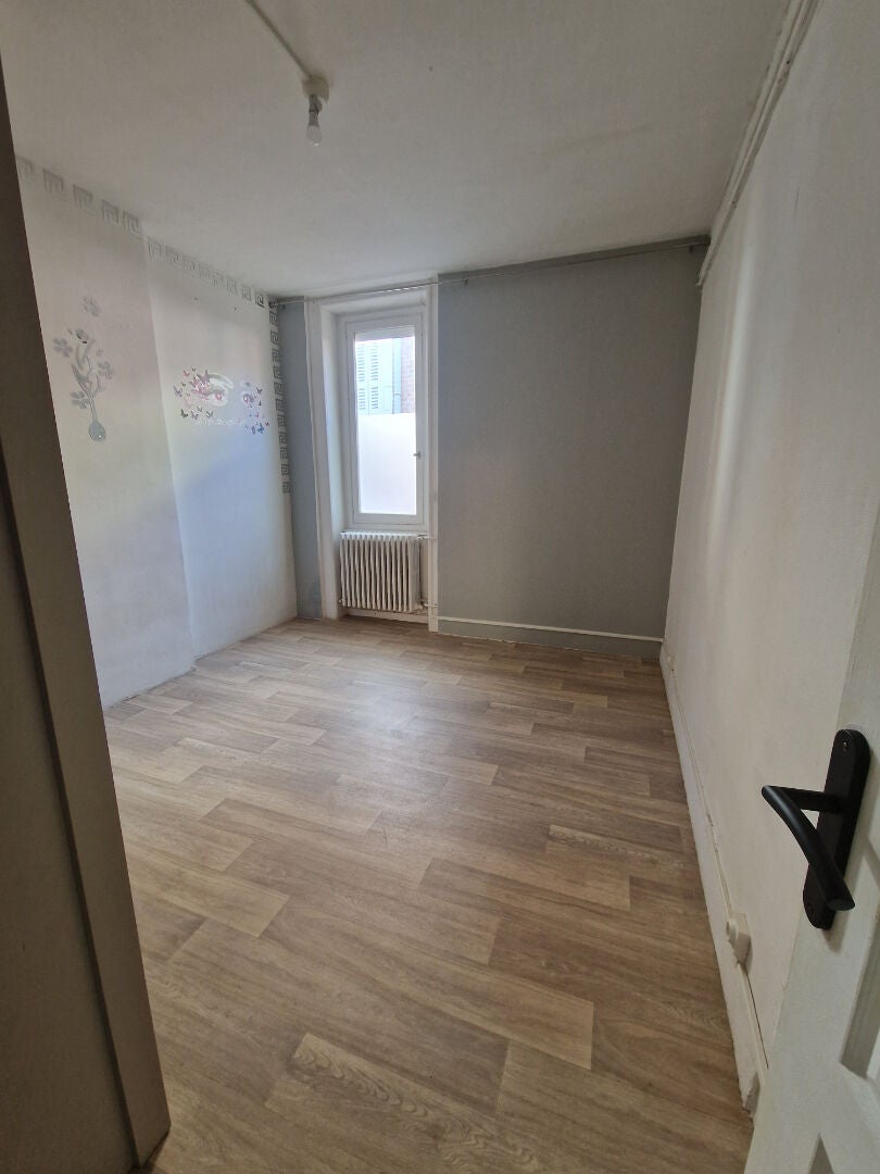 Appartement Rue Jean-Jacques Rousseau à Saint-Étienne