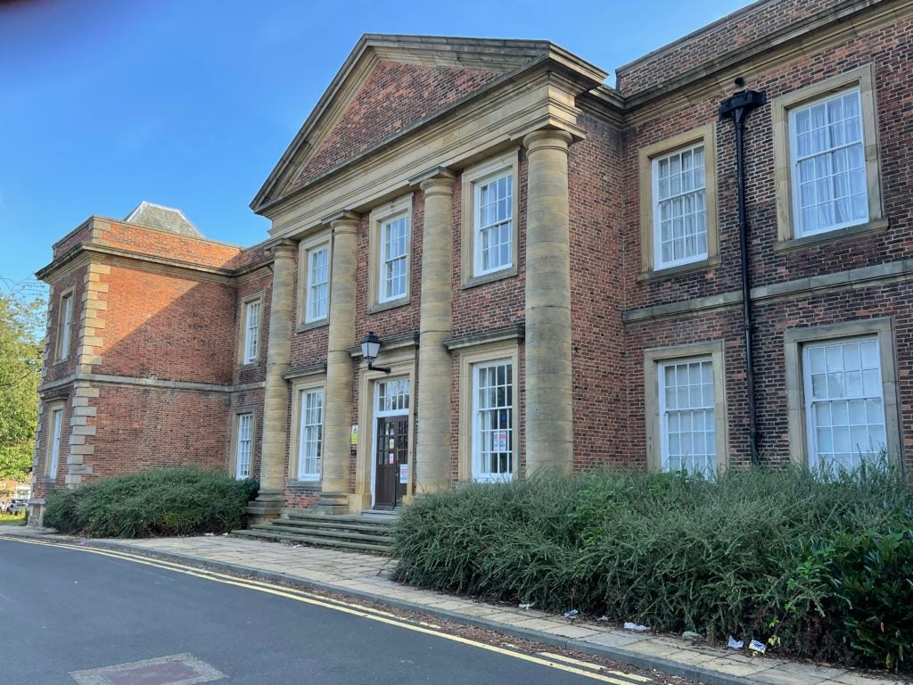 Room Fenham Hall Drive in Newcastle upon Tyne
