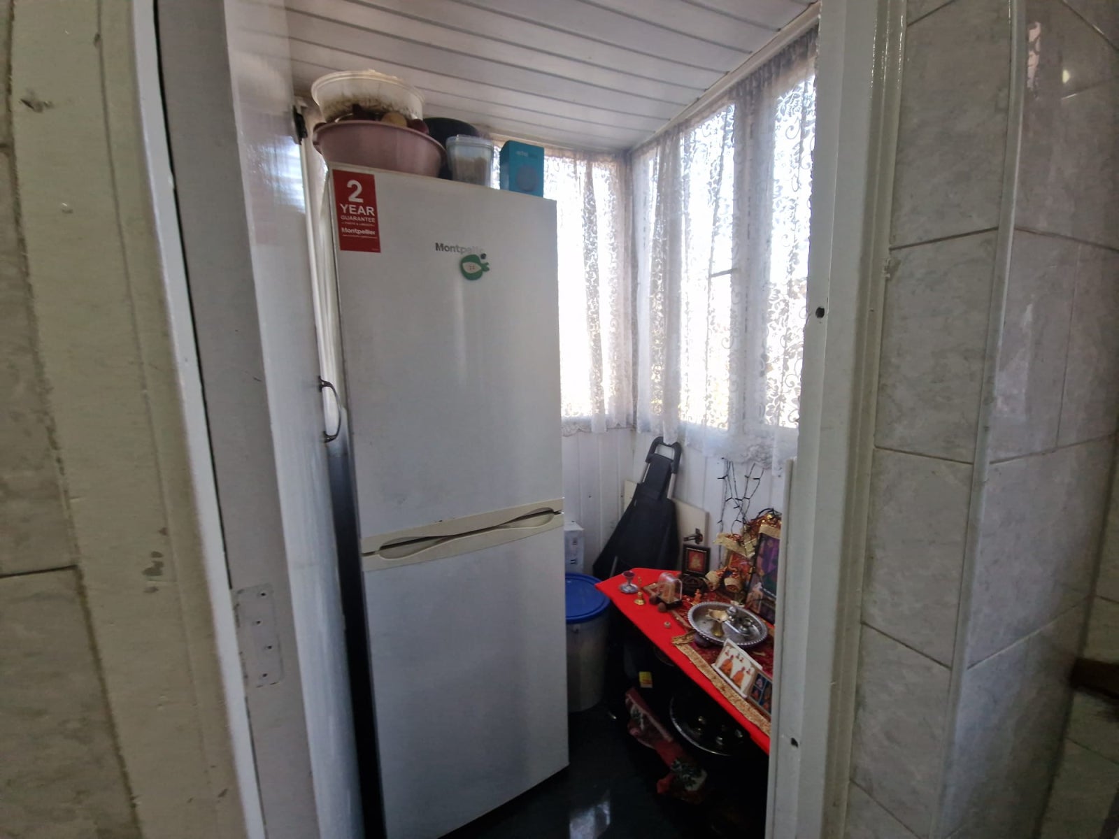 Flat Kenton Road in Greater London