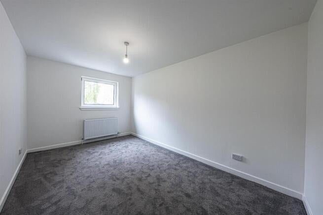 Flat Fisher Court in Glasgow