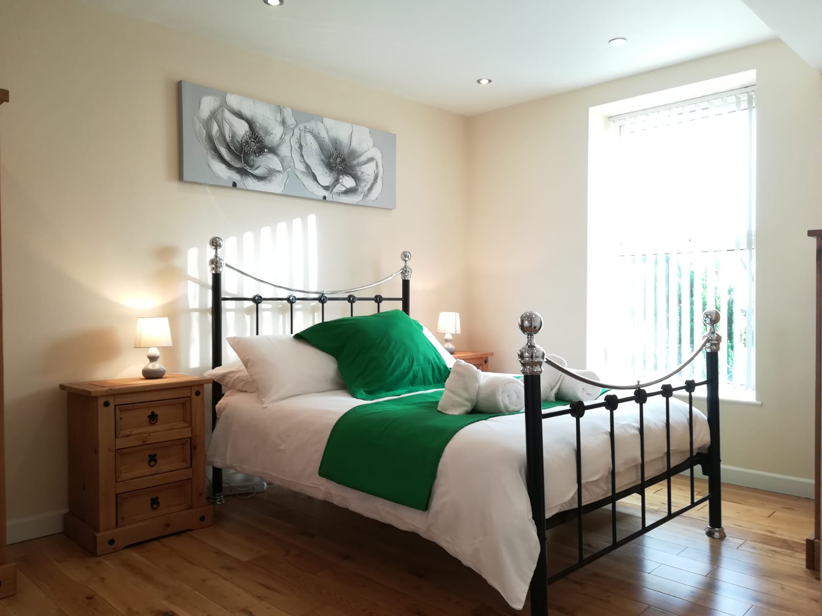 Flat Mirador Crescent in Swansea