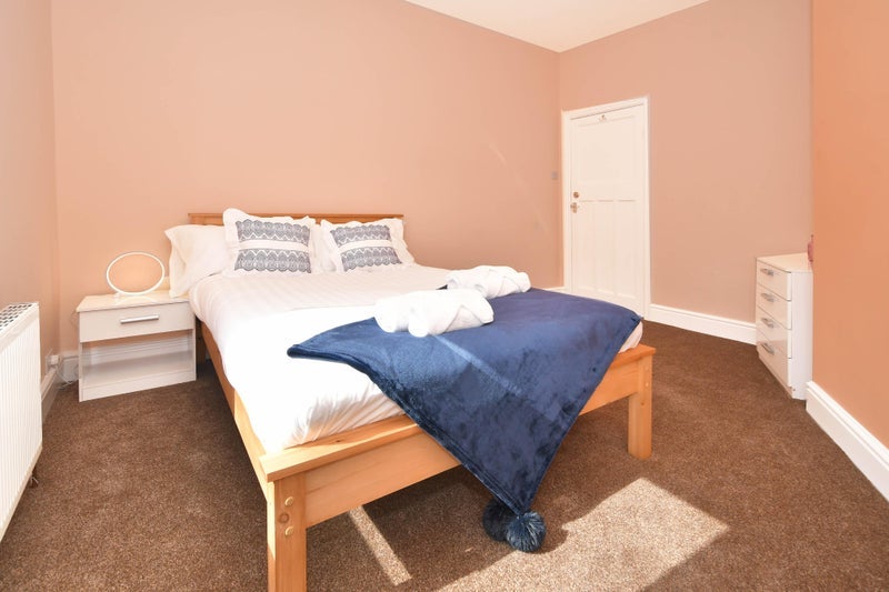 Room All Saints' Road in Stoke-on-Trent
